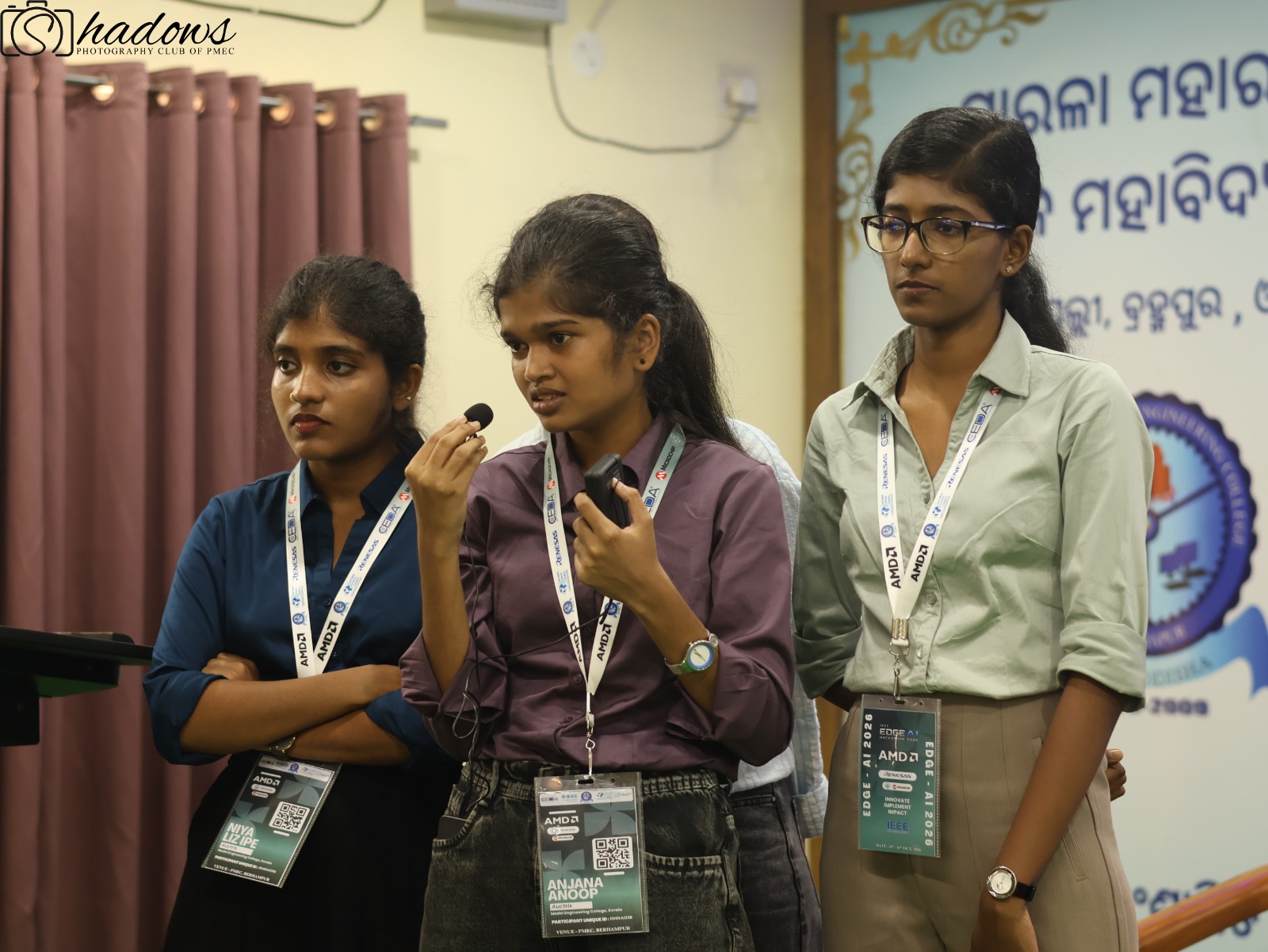 Team presenting 2